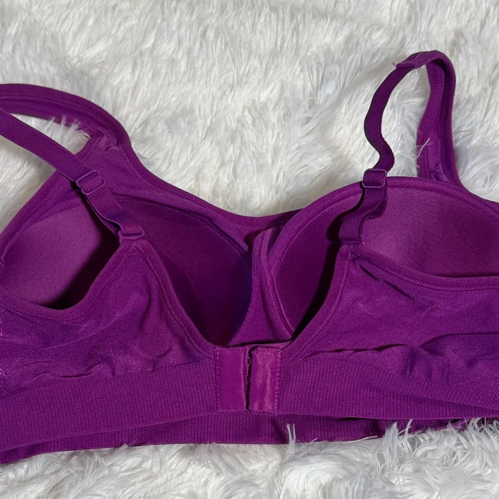 Vibrant Purple (retired color) Seamless Bra - Picture 5 of 8